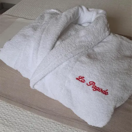 La Pagode Bed & Breakfast Saint-Aunes